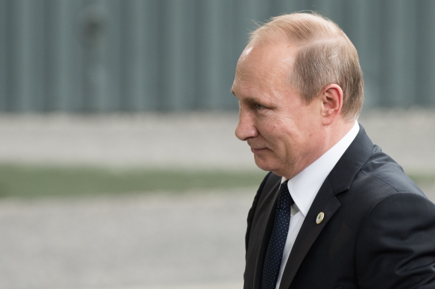 Путин поведал, как относится к феминизму Путин поведал, как относится к феминизму