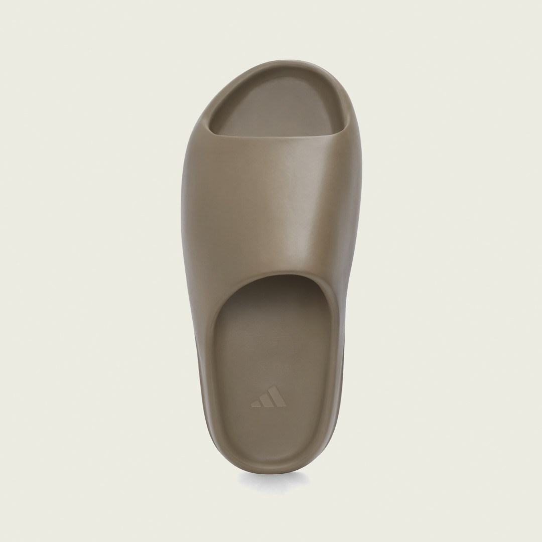 Yeezy slide earth brown UK7 brand new Mens Fashion.