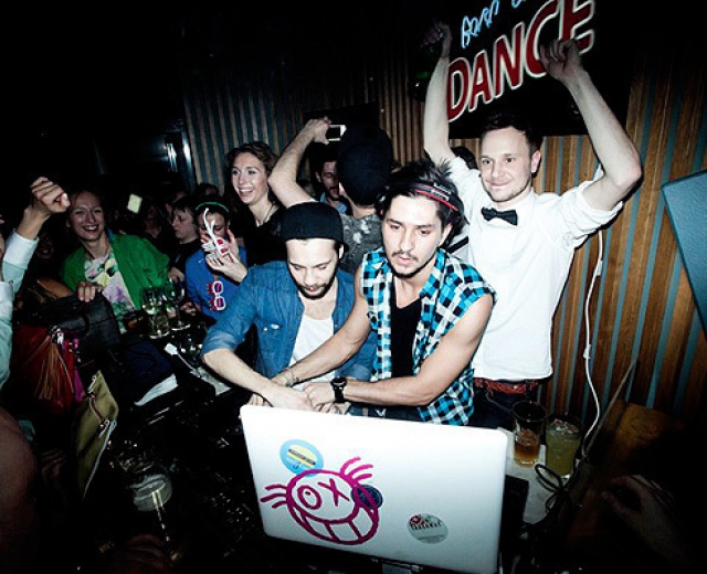klub-sochi-lesbi