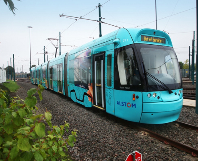 Французы запустят в Петербурге производство современных трамваев