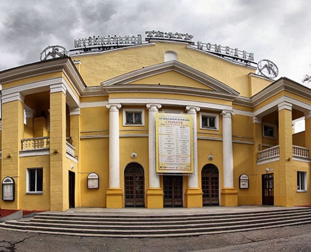 Новосибирские театры и филармония перечислят около миллиона рублей в поддержку семей жертв трагедии в Кемерово