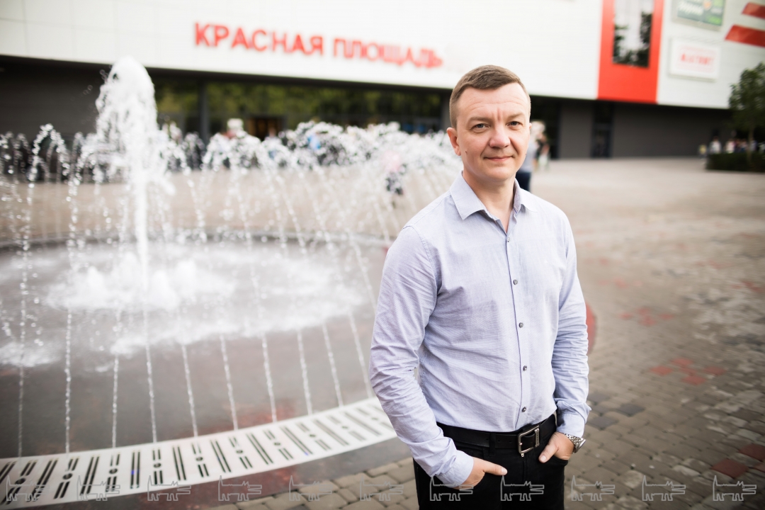директор красной площади новороссийск