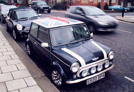 Mini Cooper - достопримечательность Великобритании