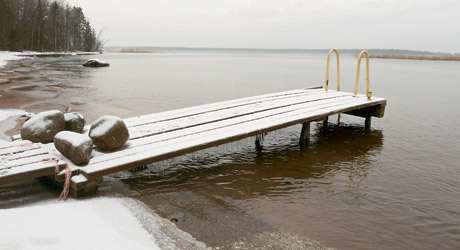 Берег Онежского озера, рыболовная база «Серебро Онеги»