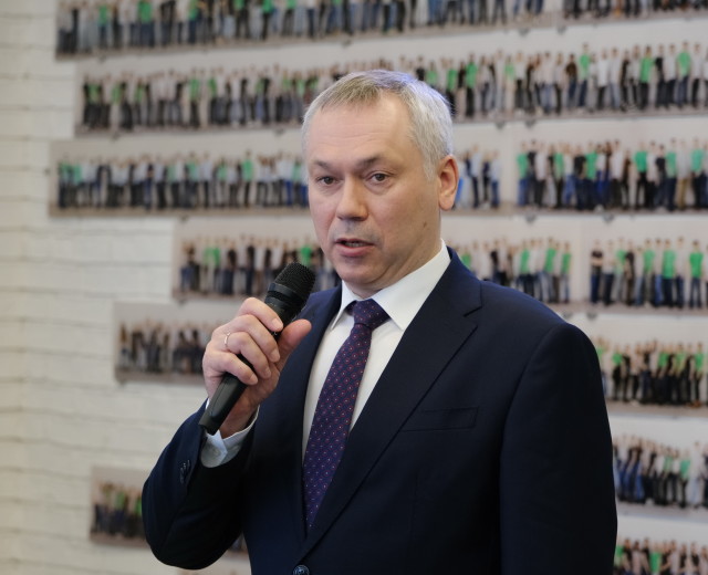 Губернатор высоко оценил значение проекта «Школа 21» для Новосибирской области