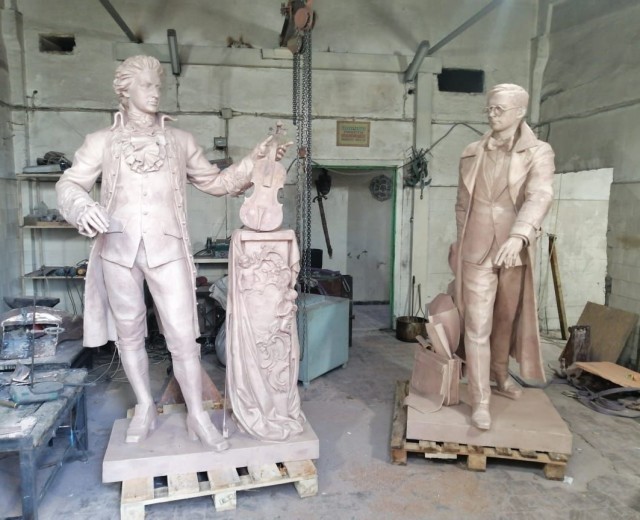 В «Экспофоруме» появятся бронзовые скульптуры Моцарта и Шостаковича