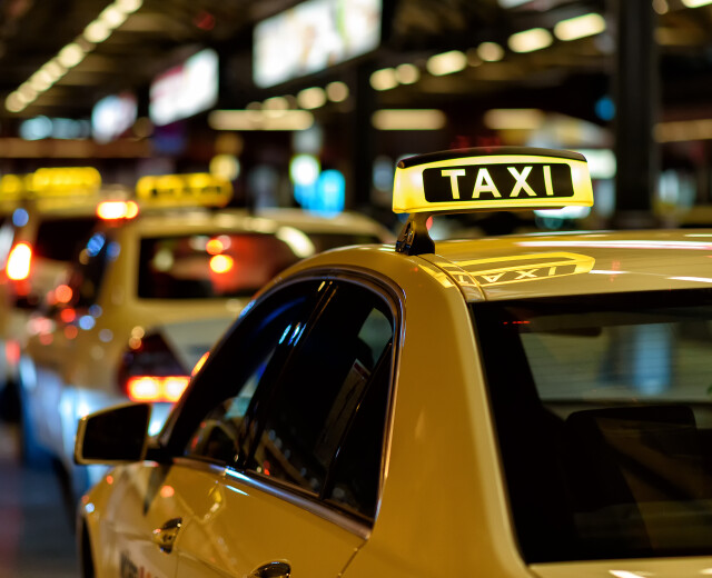 «Яндекс» поднимает цены на поездки в такси в Перми